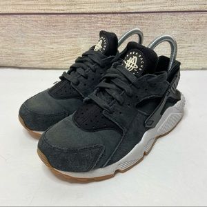 Nike Huarache Womens Size 7.5 Black Run Denim